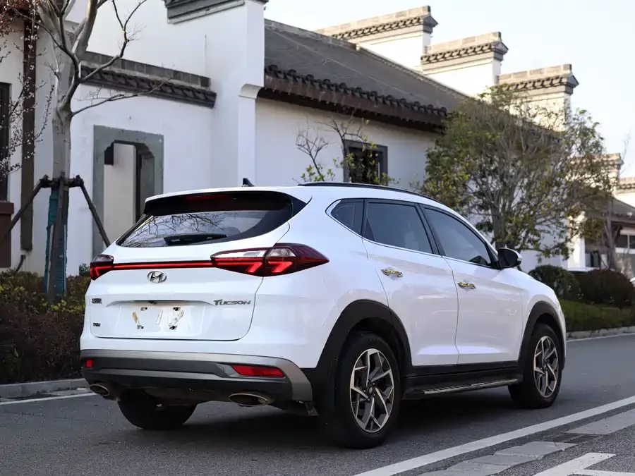 Hyundai Tucson