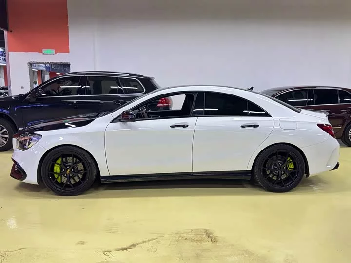 Mercedes-Benz CLA AMG