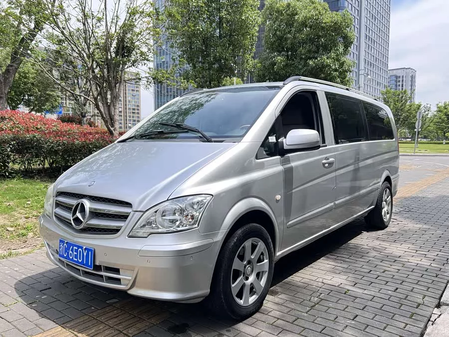 Mercedes Benz Vito