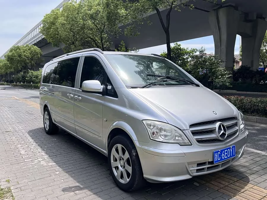 Mercedes Benz Vito