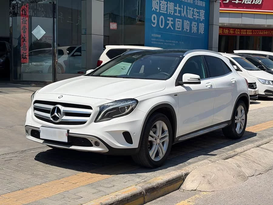 Mercedes Benz GLA