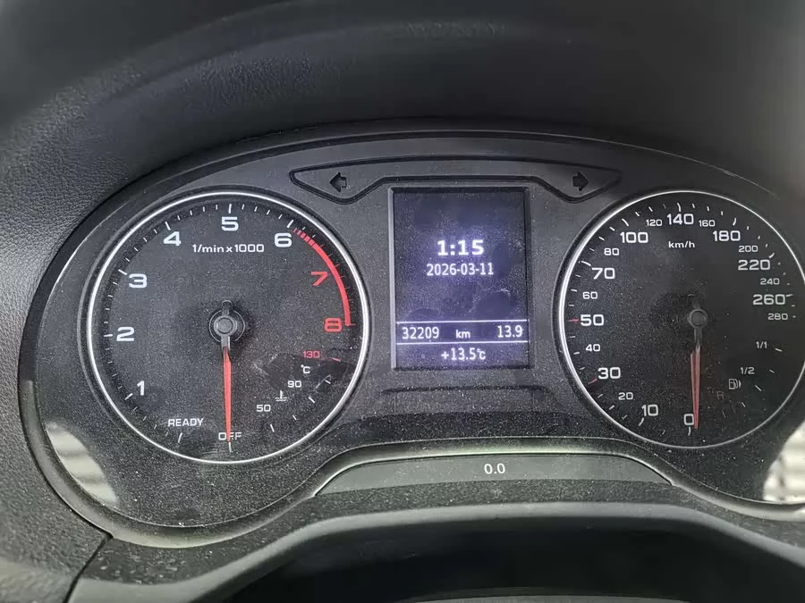Audi Q2L