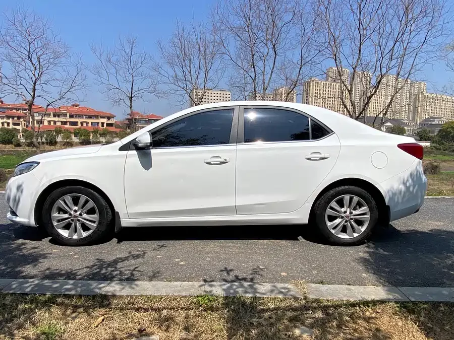Roewe 360
