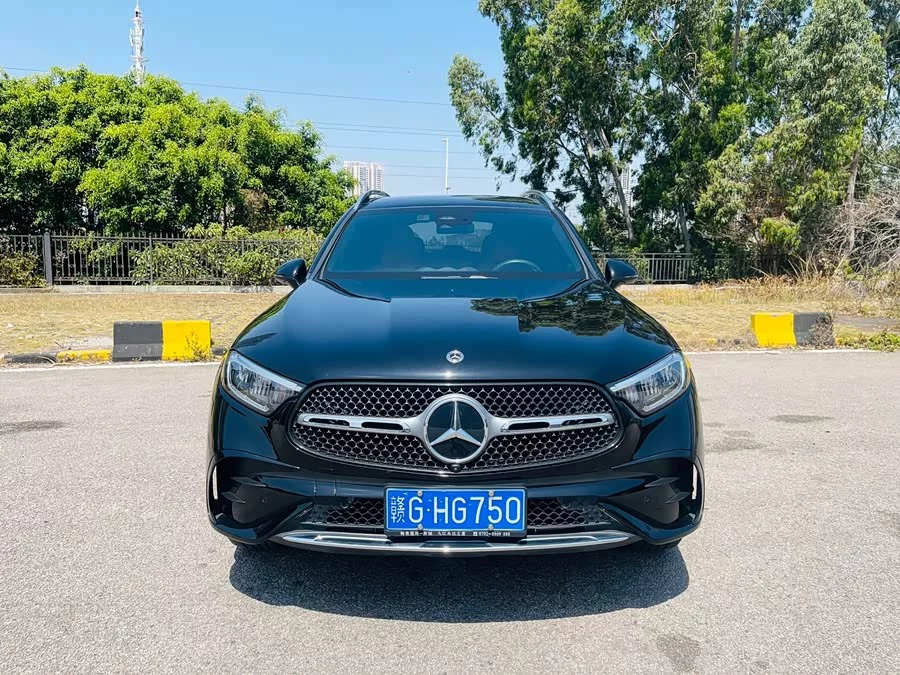 Mercedes Benz GLC