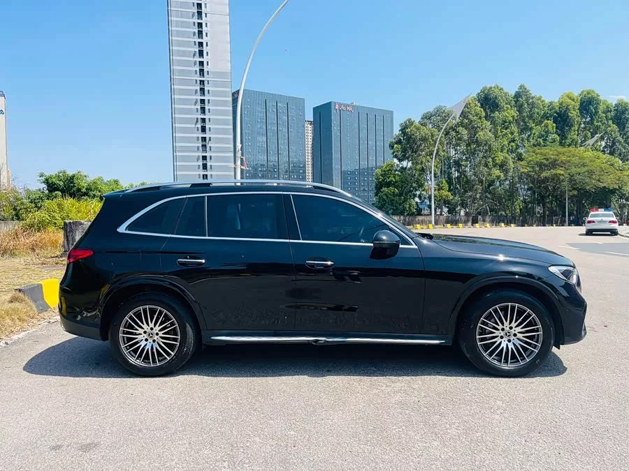 Mercedes Benz GLC