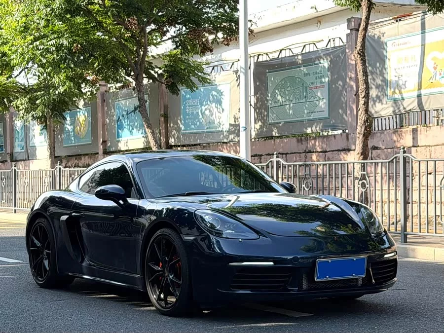 Porsche 718