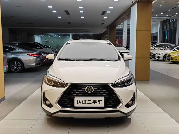 Toyota Yaris L