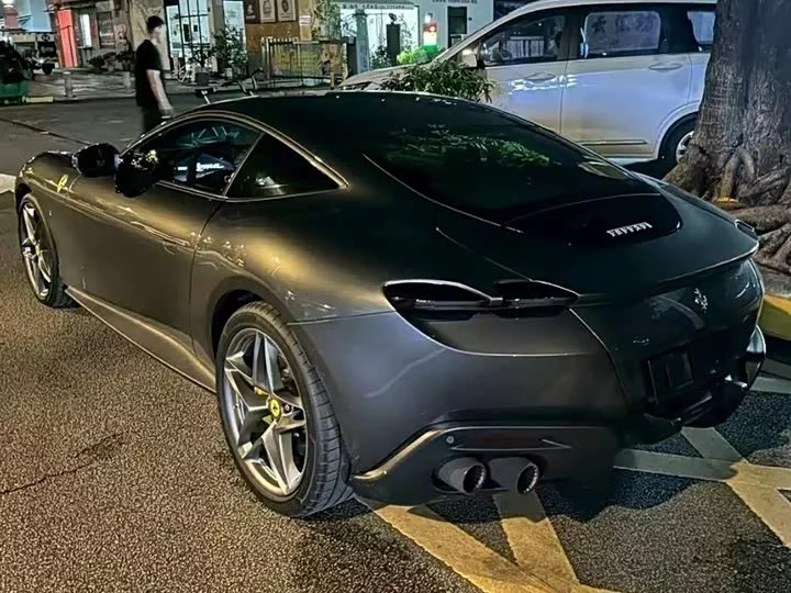 ferrari Roma