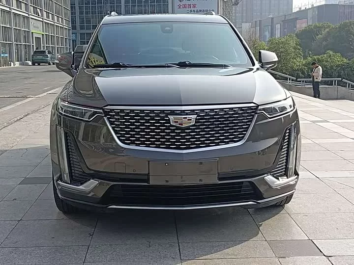 Cadillac XT6