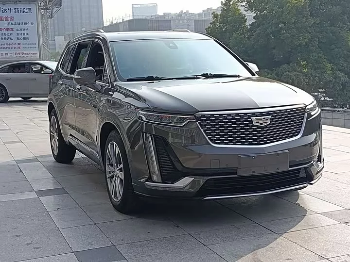 Cadillac XT6