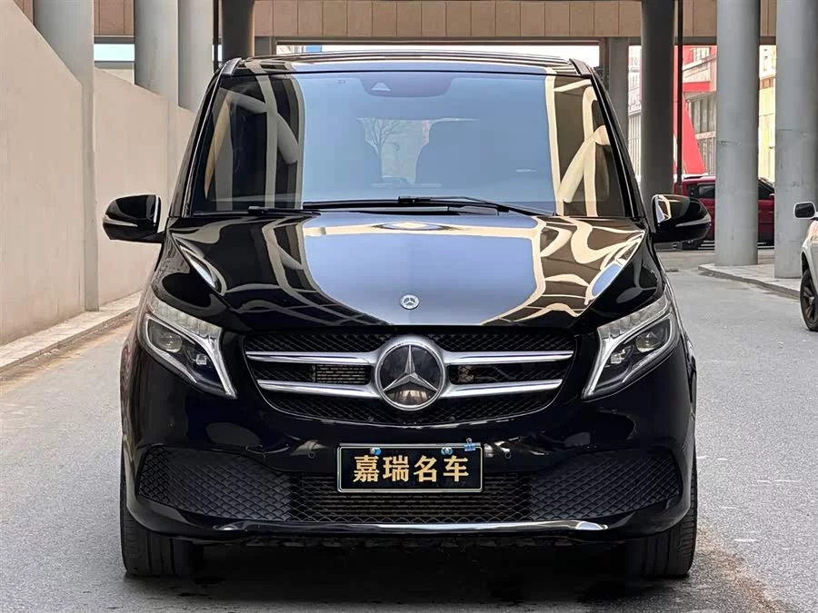 Mercedes Benz Class V