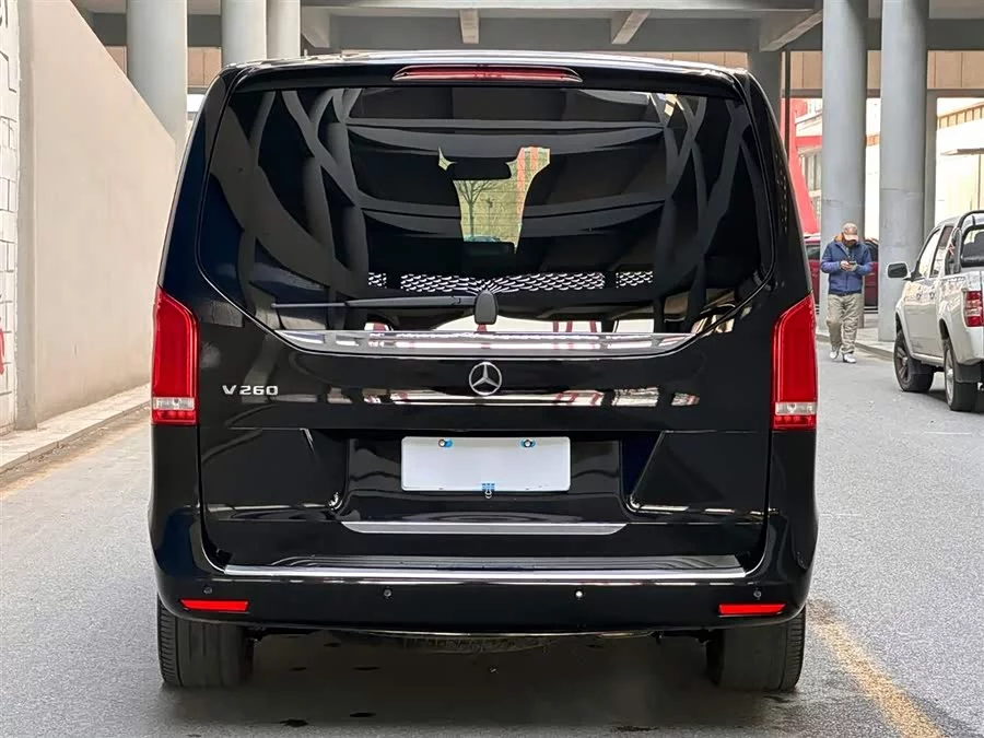 Mercedes Benz Class V