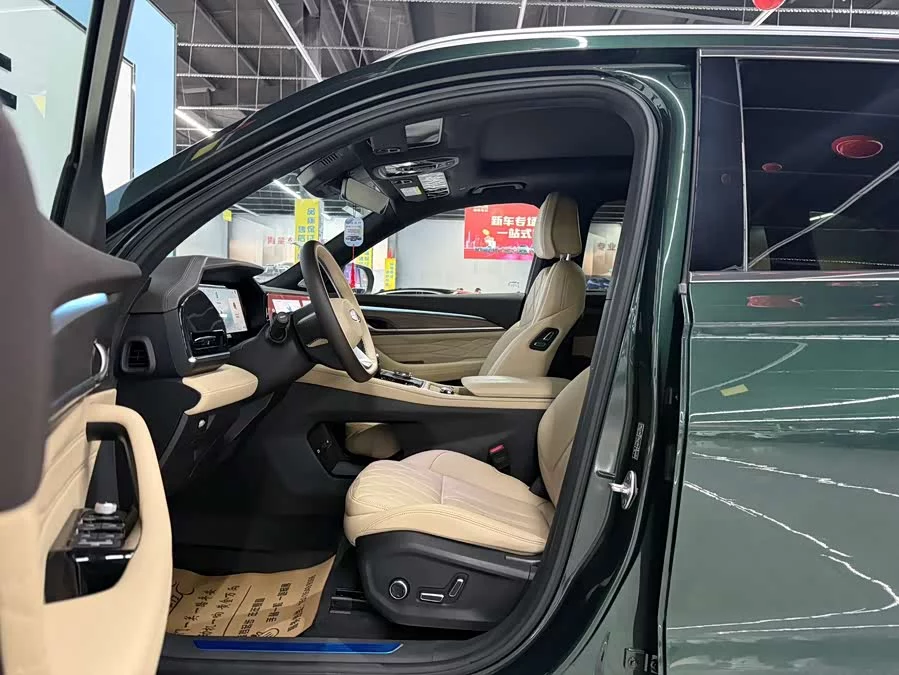 Geely Xingyue L