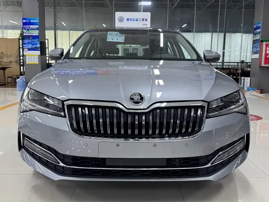 Skoda SuperB