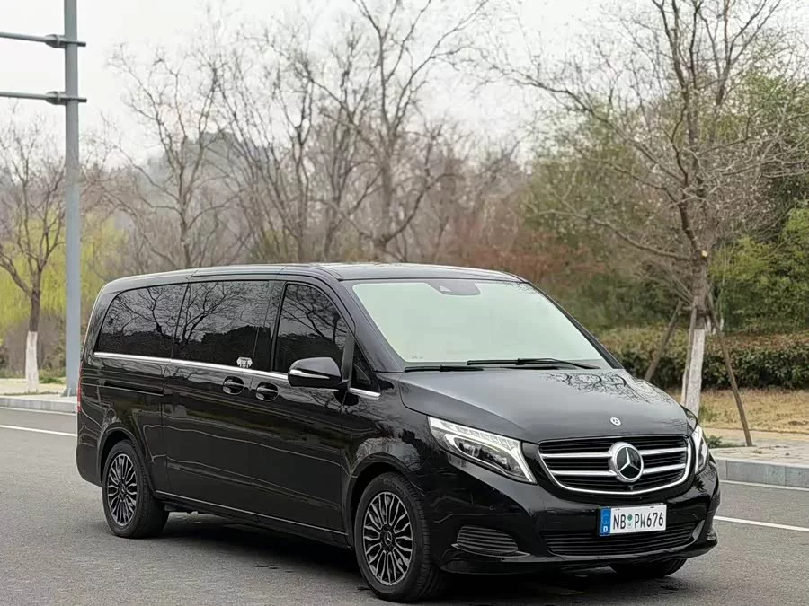 Mercedes Benz Class V