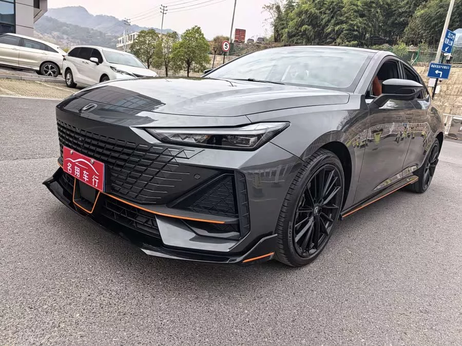 Changan UNI-V