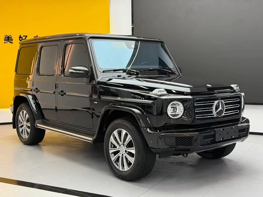 Mercedes Benz G-rated