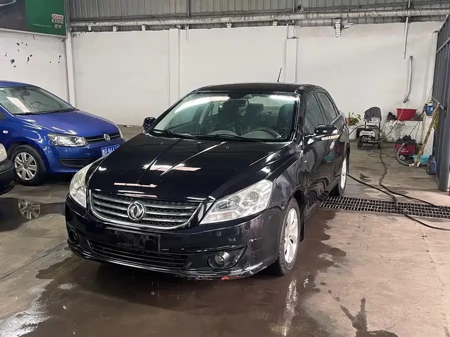 Dongfeng S30