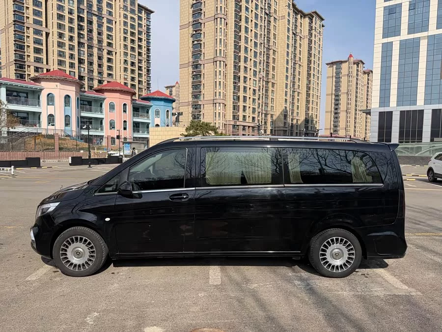 Mercedes Benz Vito