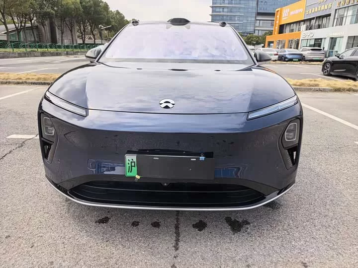 NIO ET9