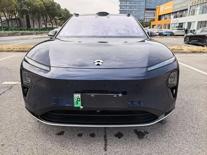 NIO ET9