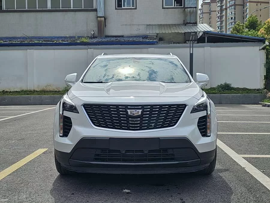 Cadillac XT4