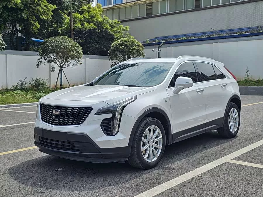 Cadillac XT4