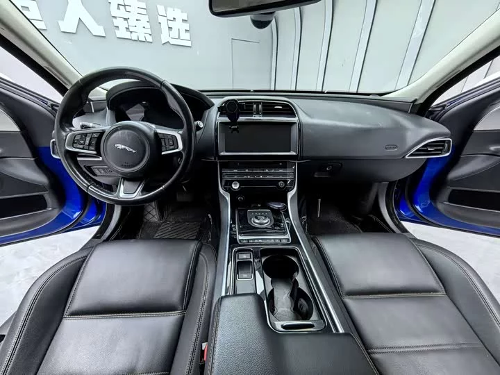 Jaguar XEL