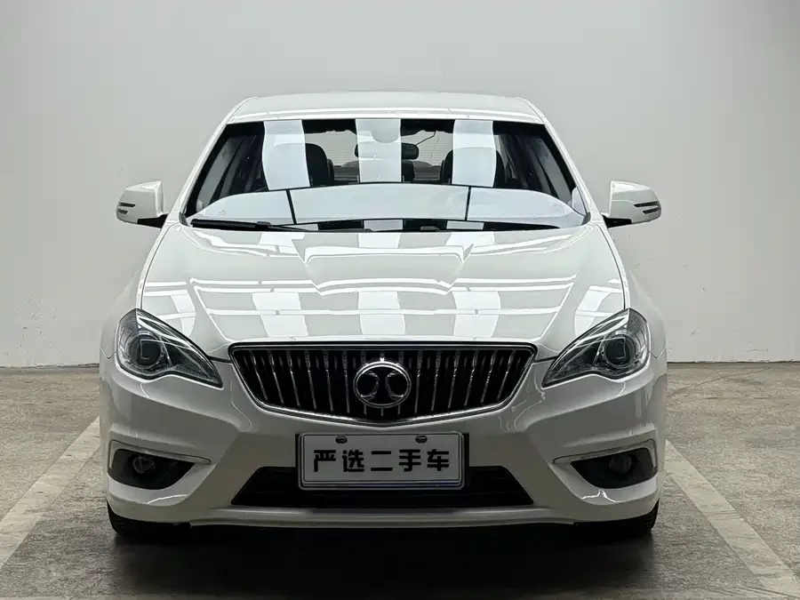 BAIC Saab D70