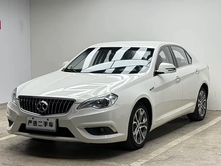 BAIC Saab D70