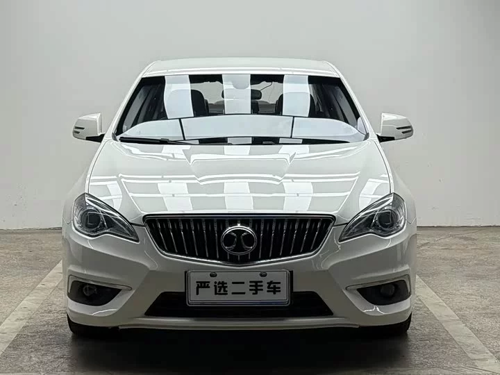 BAIC Saab D70
