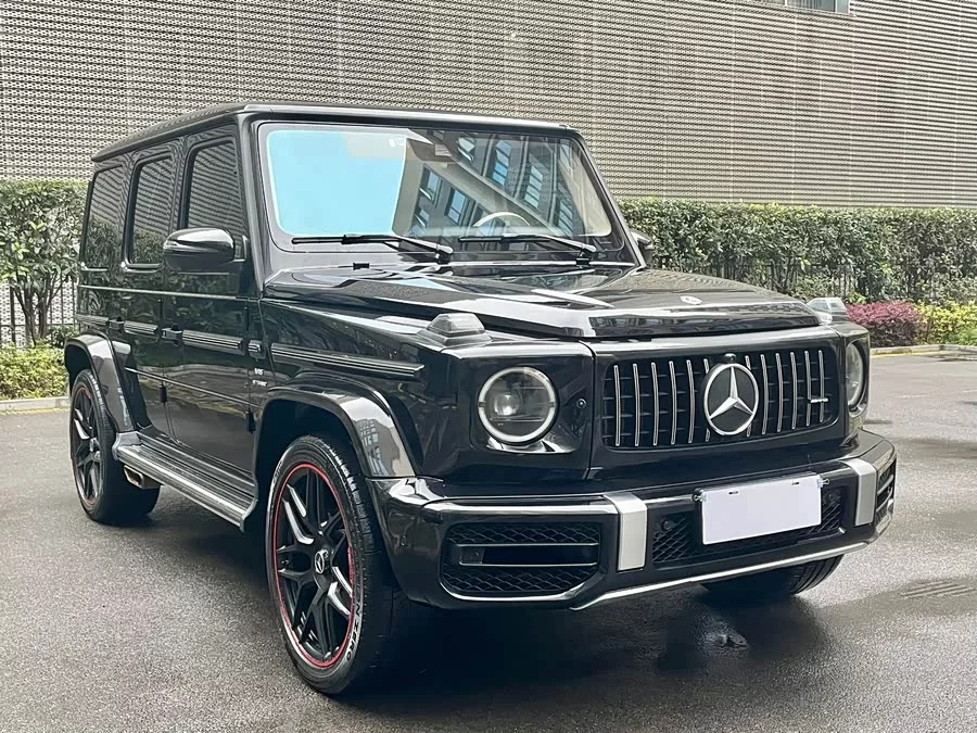 Mercedes Benz G-rated