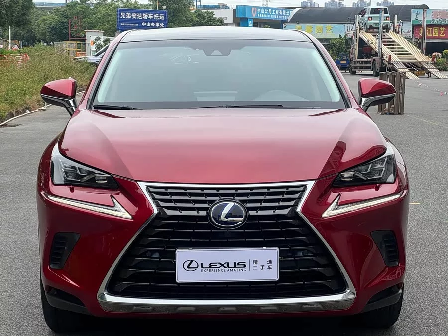 Lexus NX