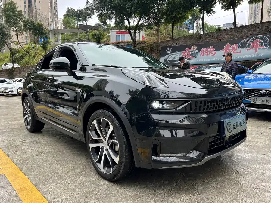 Lynk & Co 05
