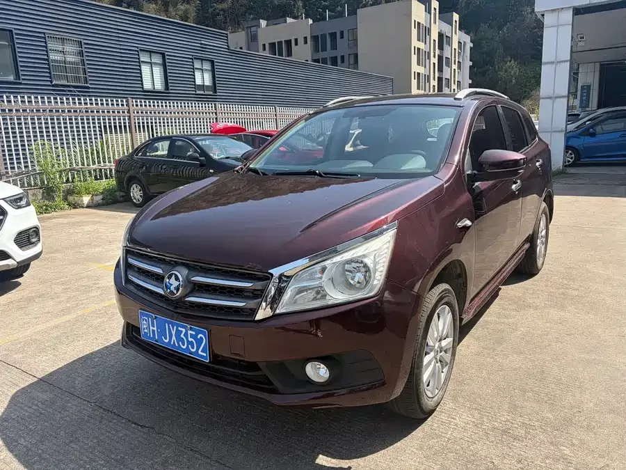 Venucia T70