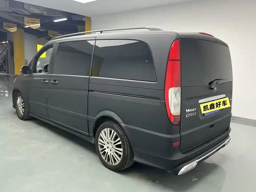 Mercedes Benz Viano