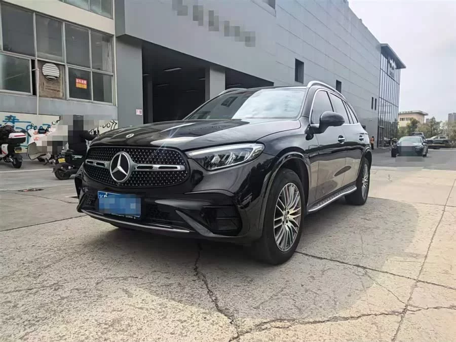 Mercedes Benz GLC