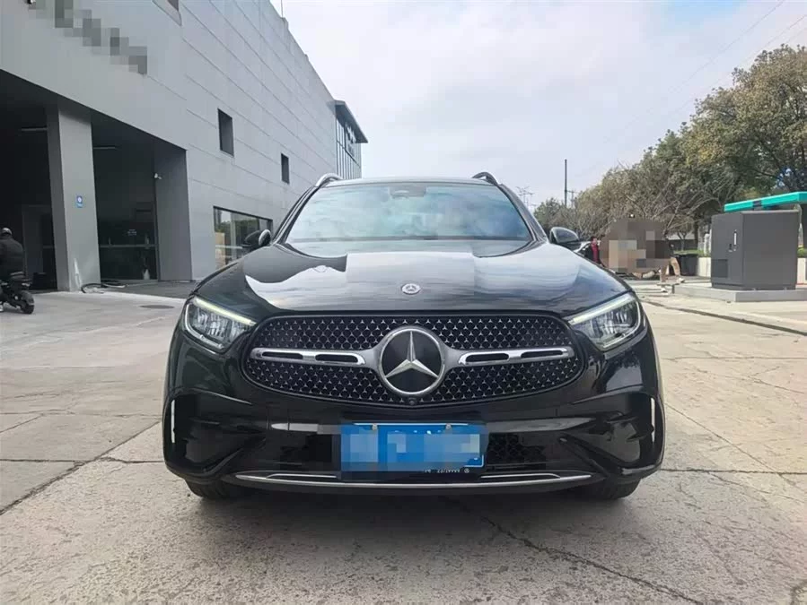 Mercedes Benz GLC