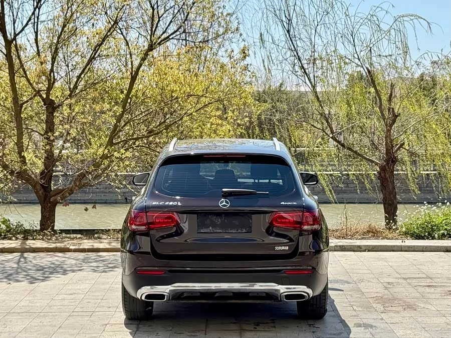 Mercedes Benz GLC