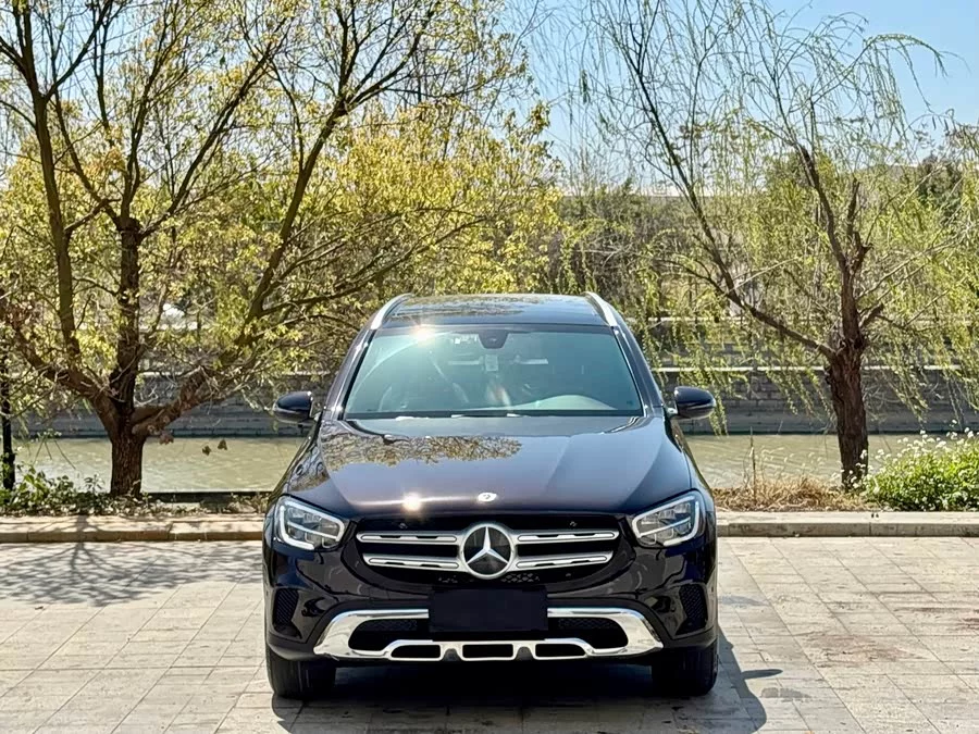 Mercedes Benz GLC