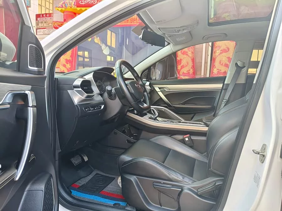 Geely Binyue