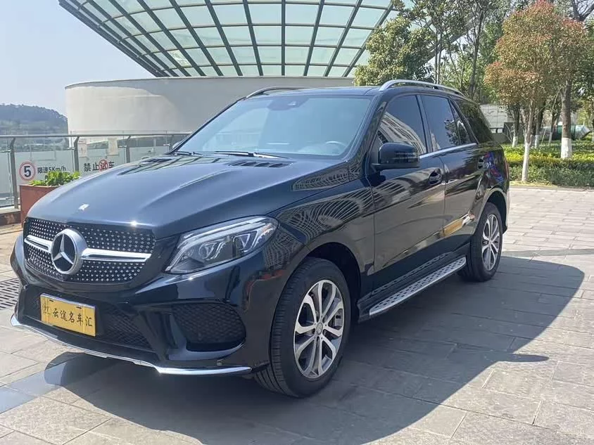 Mercedes Benz GLE (Imported)