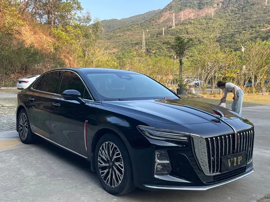 Hongqi H5