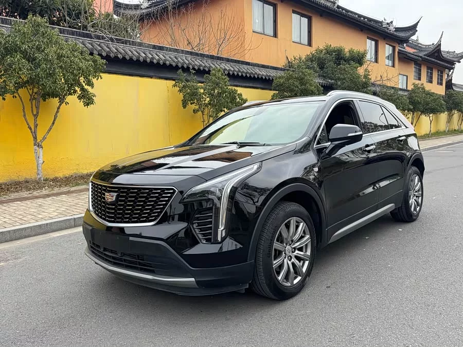 Cadillac XT4