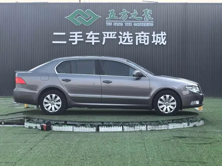 Skoda SuperB