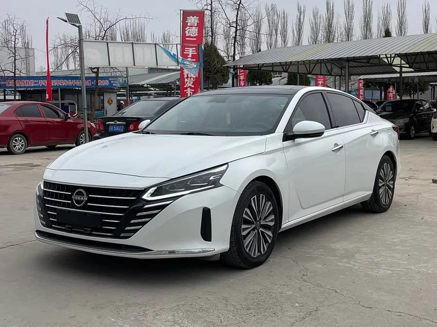 Nissan Teana