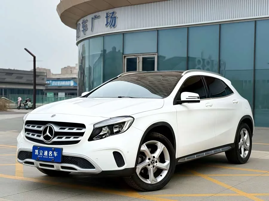 Mercedes Benz GLA
