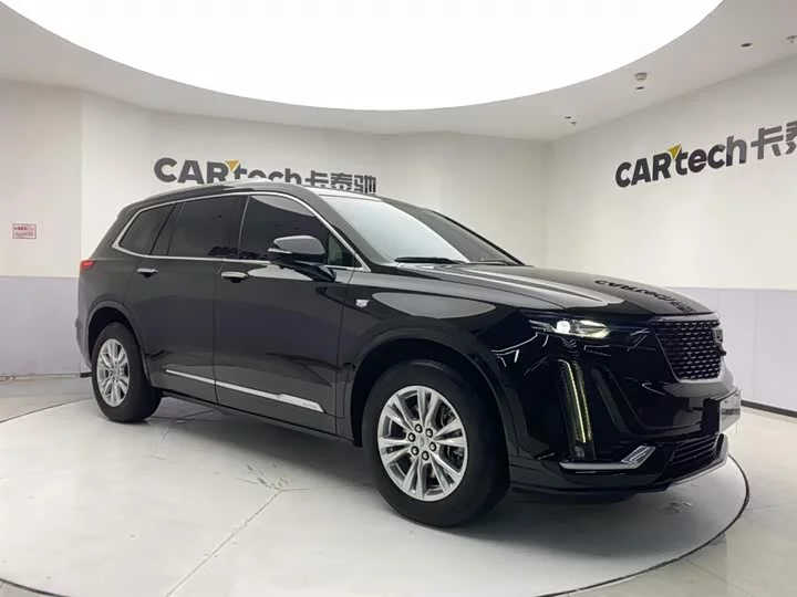 Cadillac XT6