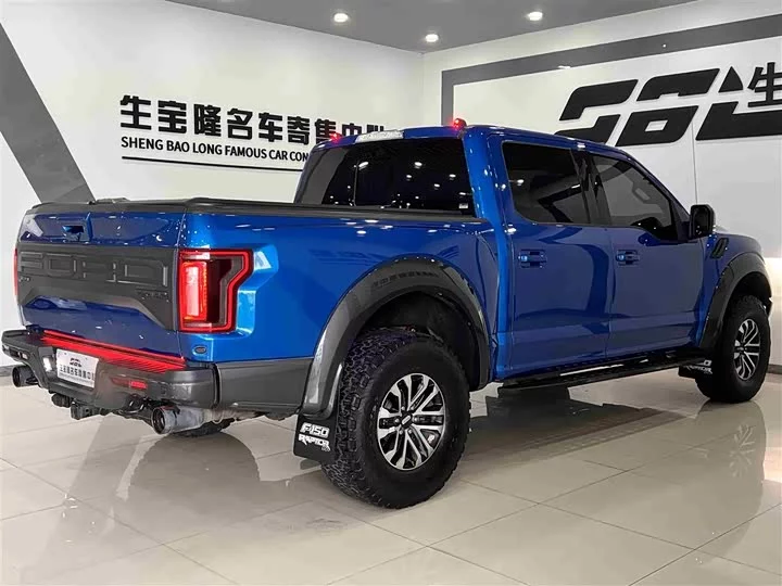 Ford F-150 Raptor
