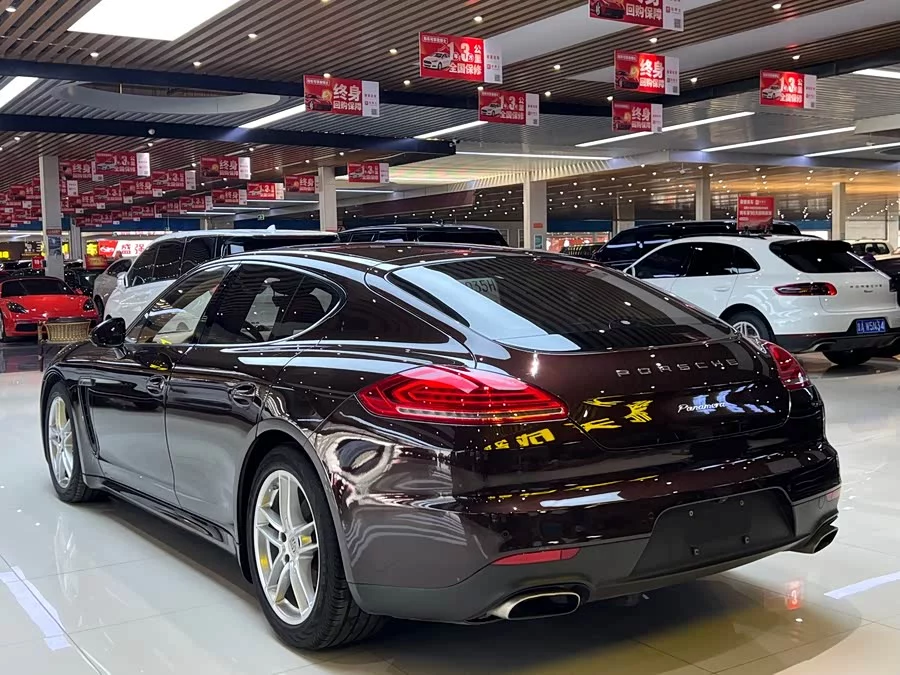 Porsche Panamera